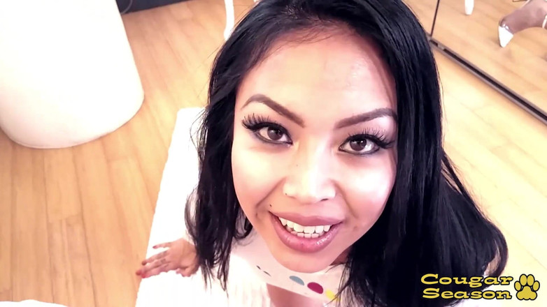 Top Web Models: Süße milf brianna bentley POV-blowjob und spermaschlucken