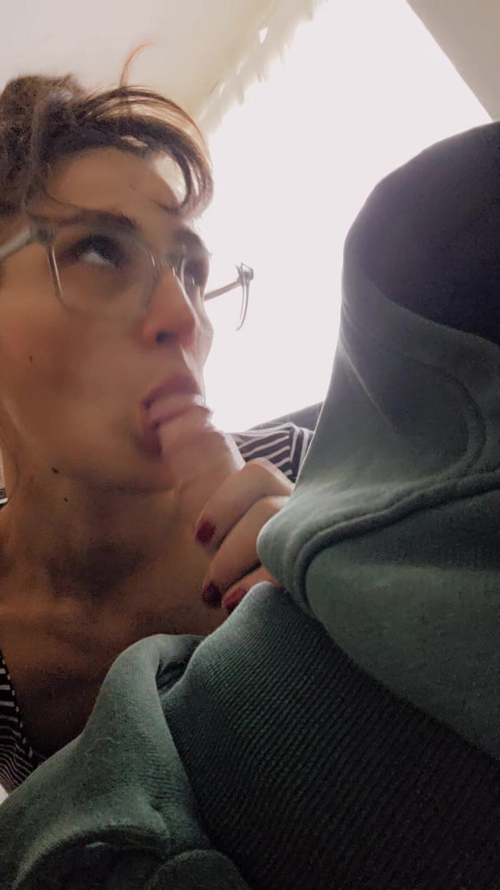 W33D PORN: Mina Javed Fa Schifo in Modo Meraviglioso - Pura Succhiatura!