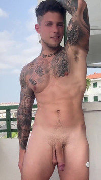 Reveal My Big Cockcould Handle This?