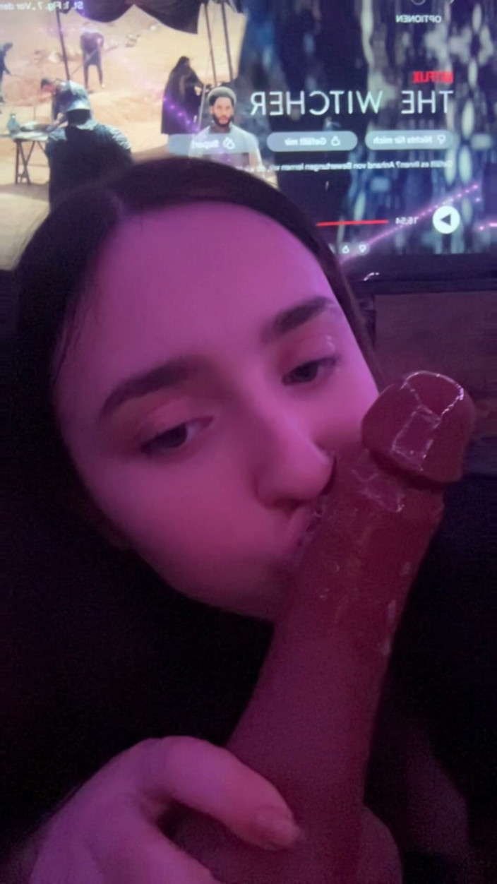 Joyliii: Joyliii Riding BBC Dildo