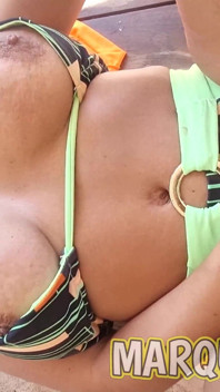 Bikini Babe Rewards the Photographer with Pussy & Ass Fucking