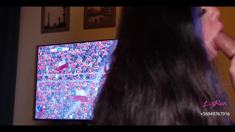 Lizren: Kouřím ho, zatímco hraje fifa na jeho hru 5 - Lizren