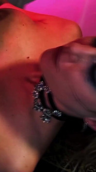 Carly, Carmella und Cindy werden gefickt und schlucken sperma in der gruppensex-orgie