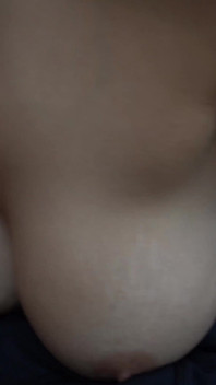 새엄마는 임대료로 정자 샘플을 수집