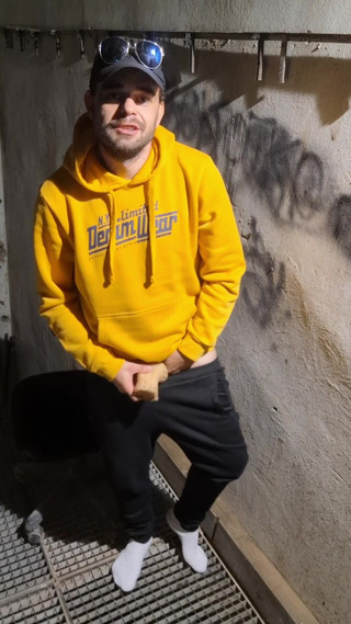 jerkofflover: Derleme. ve gece boyunca terk edilmiş bir binada kamera