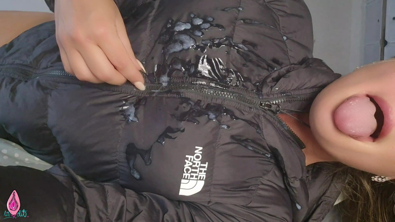 Litclit69: 穿着羽绒服的丰满女孩在放弃倒立深喉后被精液覆盖 - 恋衣癖视频