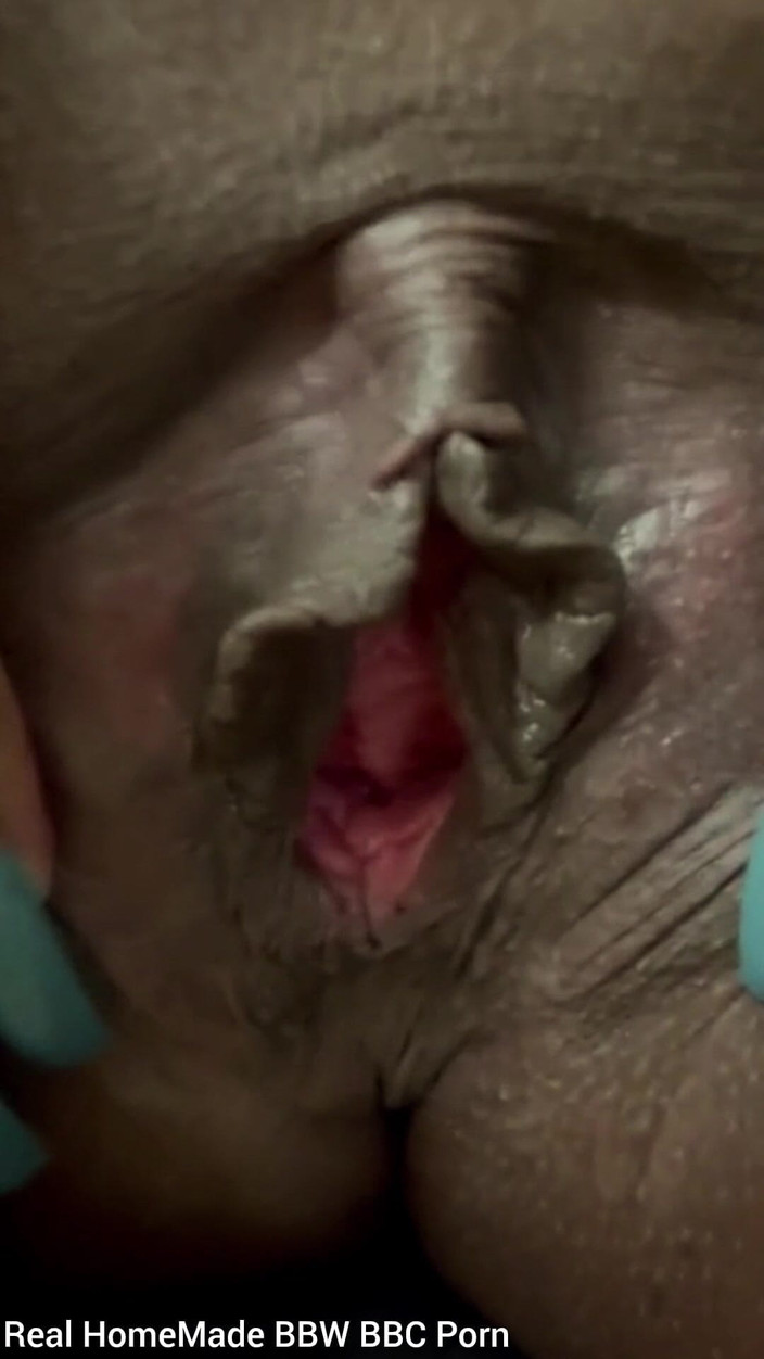 Super sexy ebony cuties: Yumurta vibratörüyle klitorisimi uyarıyor