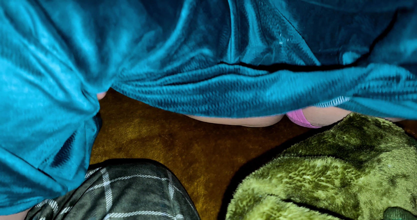 Moroccancouple: MILF Arab dikongkek oleh lelaki Arab Aba seks panas sudut...