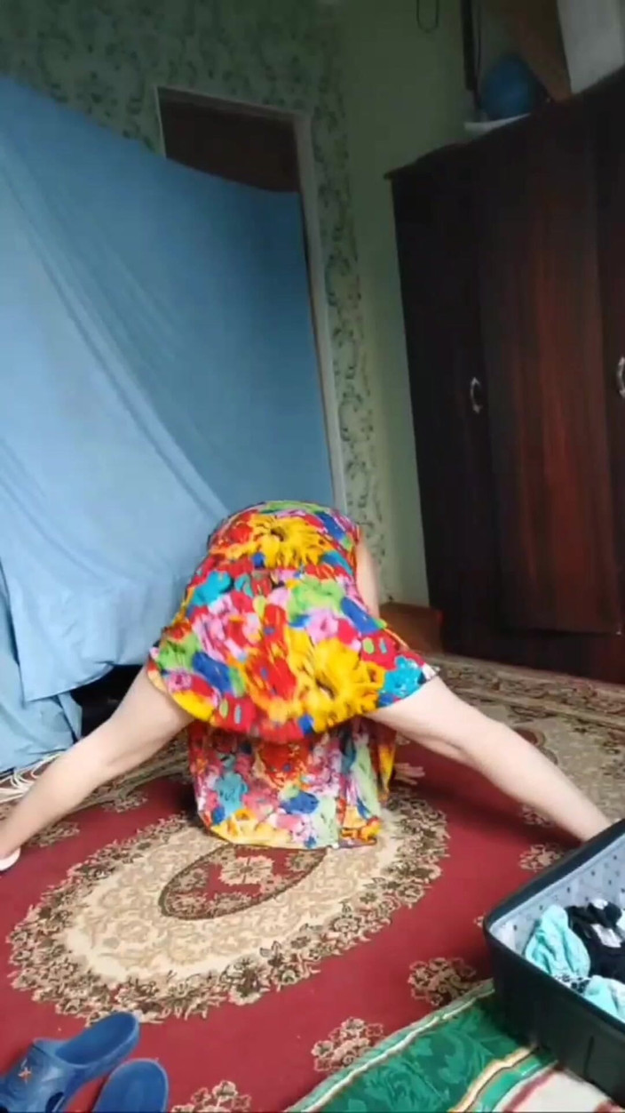 Kitty_Cross: मुझे तुम्हारा दिन गंदी बनाने दो