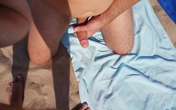 Double-Dutchies: Public - суботу смоктати і ковтати на пляжі