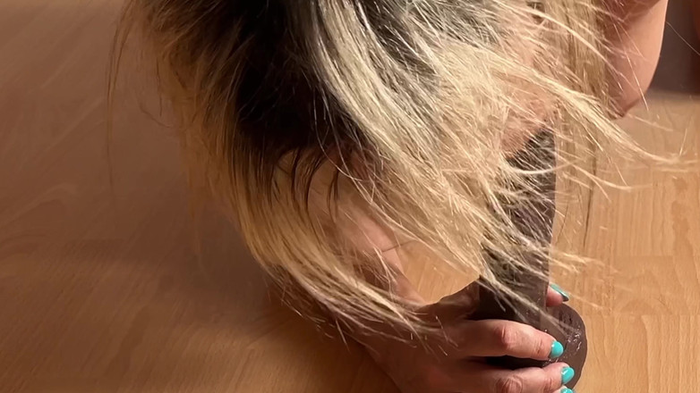 Couplehamster: इस तरह मुझे अश्वेतों द्वारा अपनी वेश्या के छेद से चोदना पसंद है