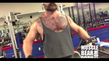 Will Angell: Spettacolo in palestra