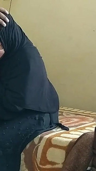 Müslüman yenge sert seks istiyor