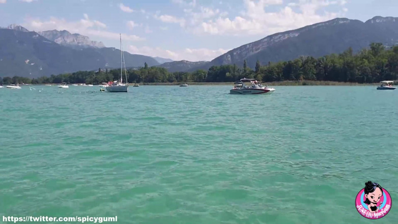 SpicyGum: June liu / PiccanteGum - Canottata su un lago francese (No porno)