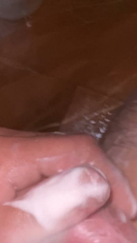 Užíval Jsem Si Sprchu a Udělal Z Pozemku Malý Keř