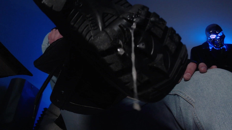 Hunky time: Skóra Alfa dominuje