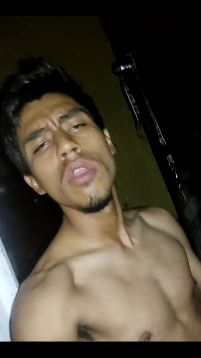 AlexAlejandro13: Di rumah, susu berdenyut