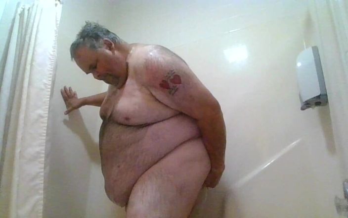 Gaydaddy2021: Видео в душе