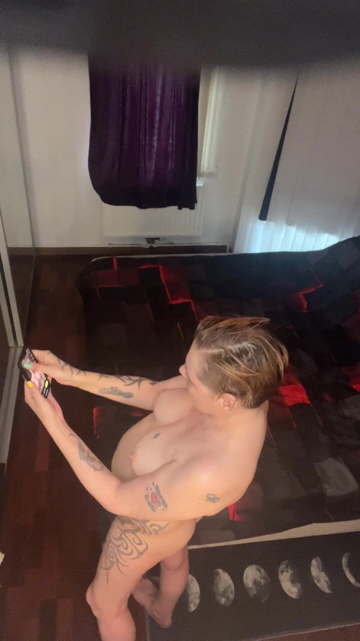 Secret cindy: Tos masturbándose en cam de seguridad