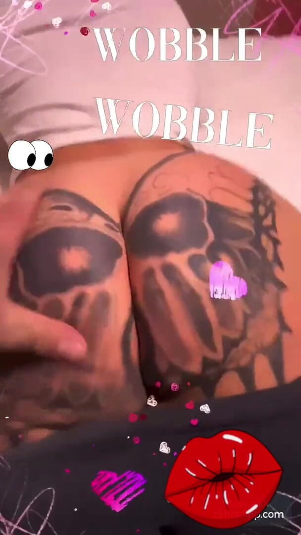 MzKiTTy91: bari moti gand larakhraati hai
