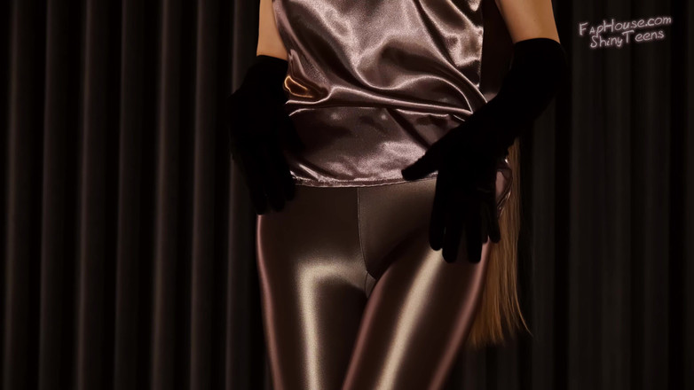 Shiny teens: 890 Lesklé hnědé spandex punčocháče a rukavice