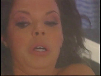 Old Good Porn: Pasagerii din avion se înnebunesc când apar turbulențe