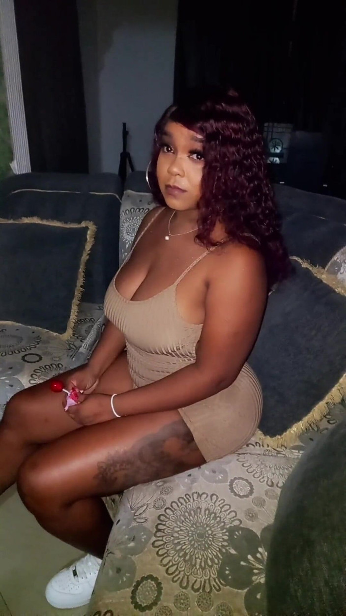 AndreaAndJean: 街上的陌生人，问我一个地址，一切都很糟糕，难以置信