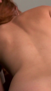 Amarna Miller, la troia rossa e Max Deeds fanno una scena cuckold