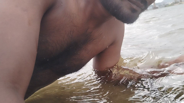 KUMBHA MANOJ KUMAR: Xhard Village 水泳ブロー クラス
