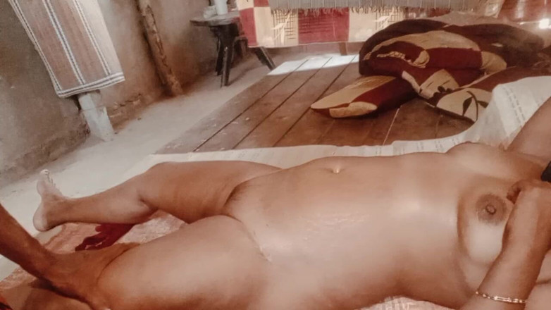 Shunderali: Housbend, Vdaná žena, Masáž, Porno Videa