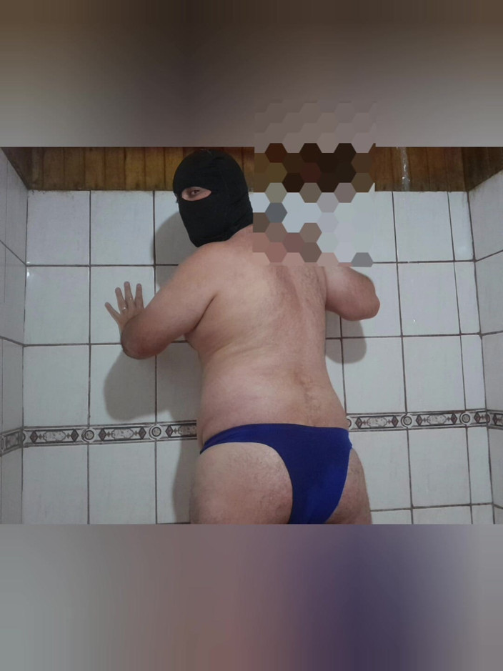 Davidandrexxx: Příchod bohatých v modrých tangách