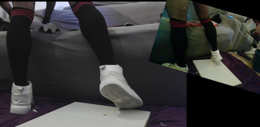 Damaged Hole: Tiga Dildo Terbesar Saya Menembusi Lubang Pantat Saya yang Ketat