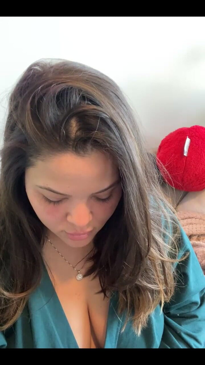 Dani Valentina: Nel caso vi siete persi ieri dal vivo, Eccovi andare...