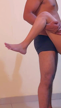 18+ 십대 여대생과 인도 포르노 (하드코어 인정사정 안싸)