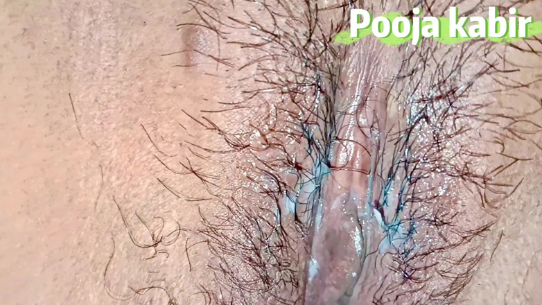 Poojakabir: Deel 2 Vuile Zus Deed Komkommer in Haar Jonge, Ik Kon...