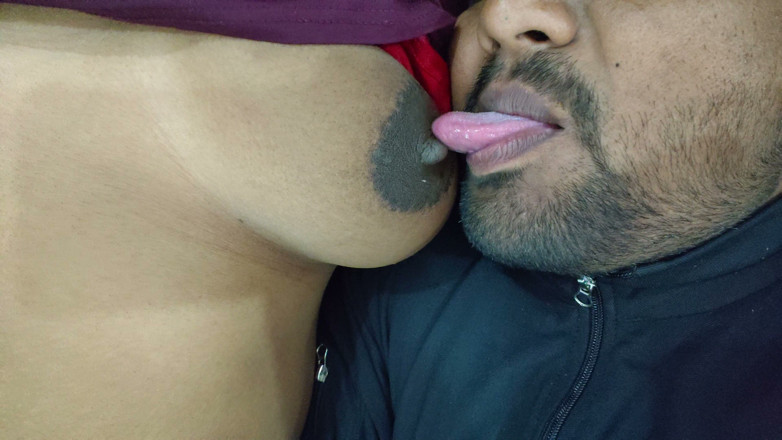 Premi pooja: Desi Bhabhi Boobs Sucking Romantic Desi Video