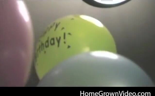 Homegrown Wives: Amateur birthday suck and fuck
