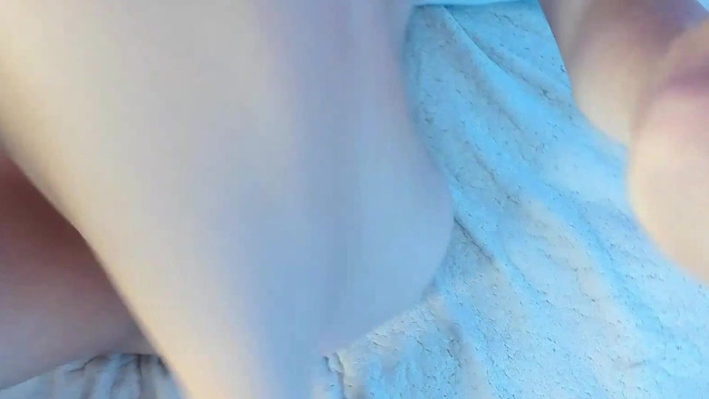 Skinny_lady69: fingering with her fingers in her underpants