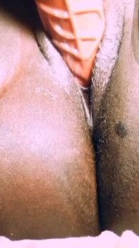 Călărire inversă amatoare whant you dick pe pizda ei