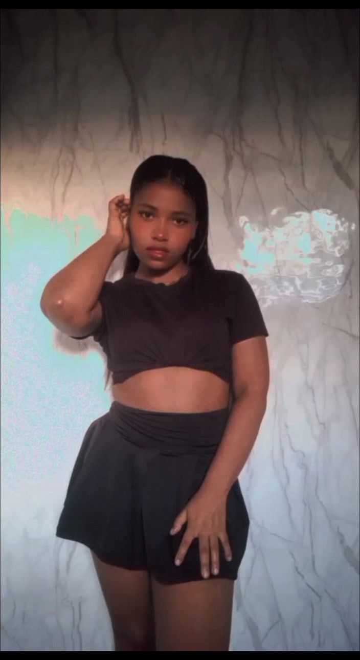 Minayi: Si Te Gusta Mi Contenido Por Qué No Me Buscas...