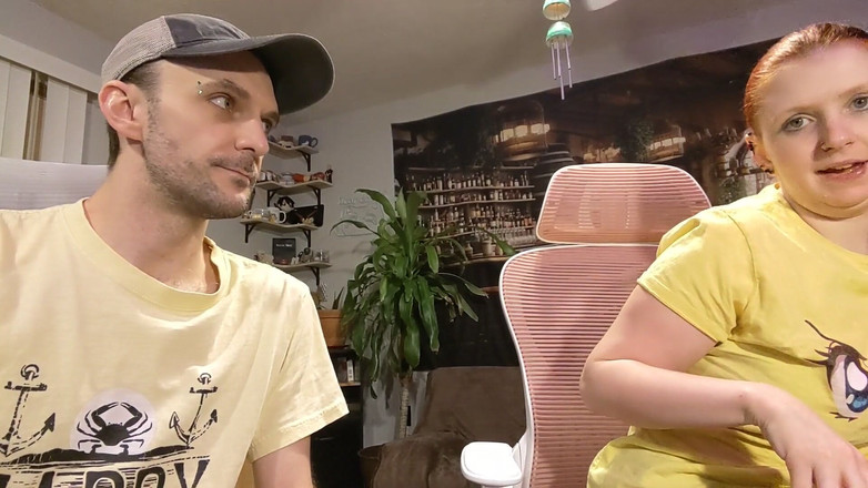 Sin Spice by Sophia Sinclair and Jasper Spice: Seznam Přání Dárků 9 - Červený Korzet a Černé Vinylové Šaty Se Svlékněte a Masturbujte