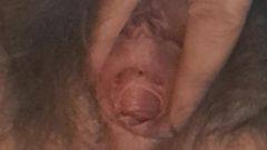Mommy big hairy pussy: Tampilan Bawah Butt Plug
