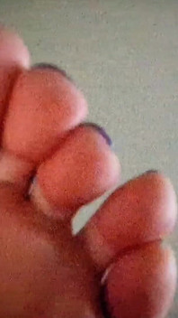 Vid kaki saya dihantar kepada teman lelaki pertama saya