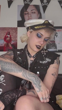 Goth ex gf penatomie