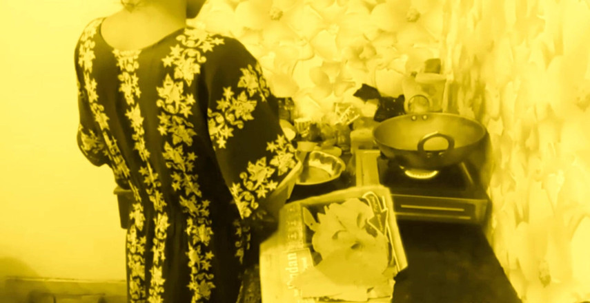 Teensex: La bhabhi desi MILF à forte poitrine n’a aucune idée de...