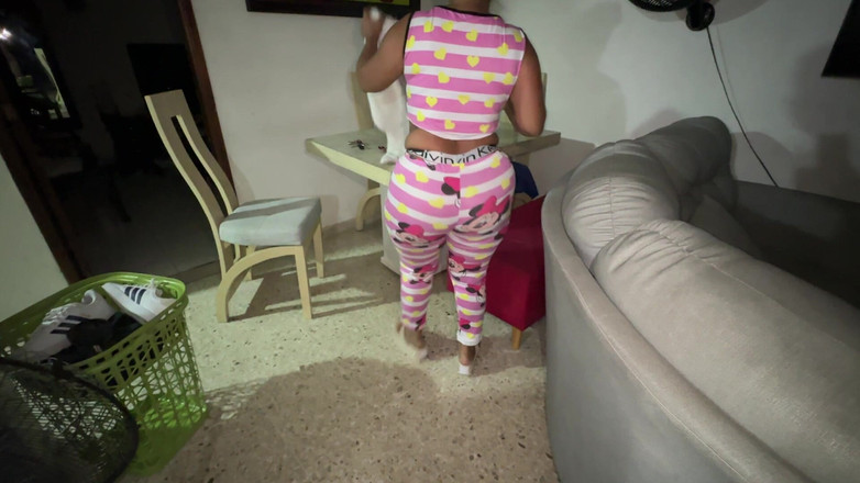 Crisanto999: Menghisap zakar Stepnephew saya tanpa sesiapa yang mengetahui