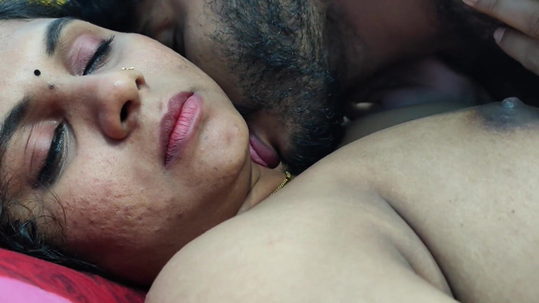 Vaishnavysharunraj: Wife Nighty Sex in Bedroom Romance Hot Fuck by Husband...