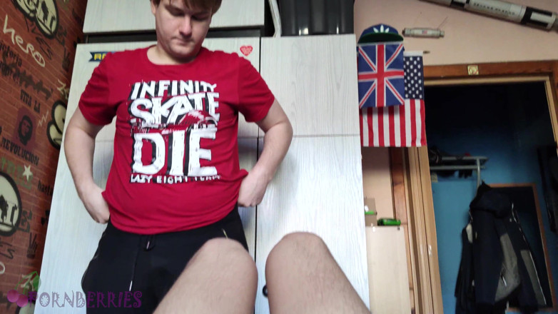 Ethan Alex: Teen guy gets a blowjob from me. POV, uncut and 4K