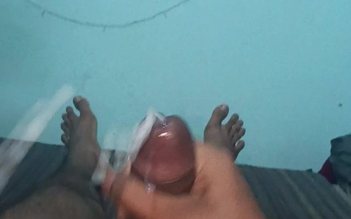Akash_horny: Vyžaduje úsilí, aby vytáhli krém z ptáka