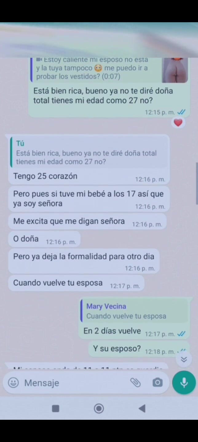 Mexicasero: La Sra. Mary se pone muy cachonda y me envía...